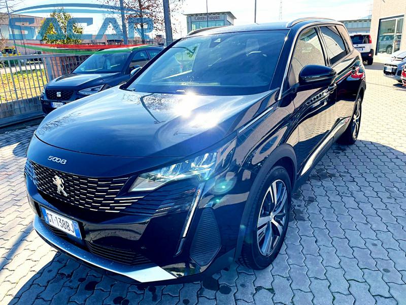 PEUGEOT 5008 HYBRID 136 E-DCS6 ALLURE PACK