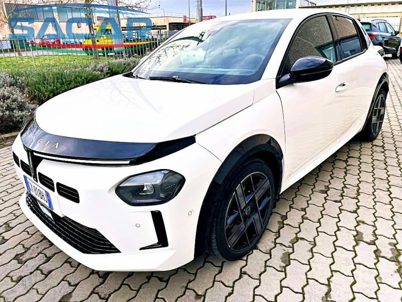 LANCIA YPSILON HYBRID E-DCT LX