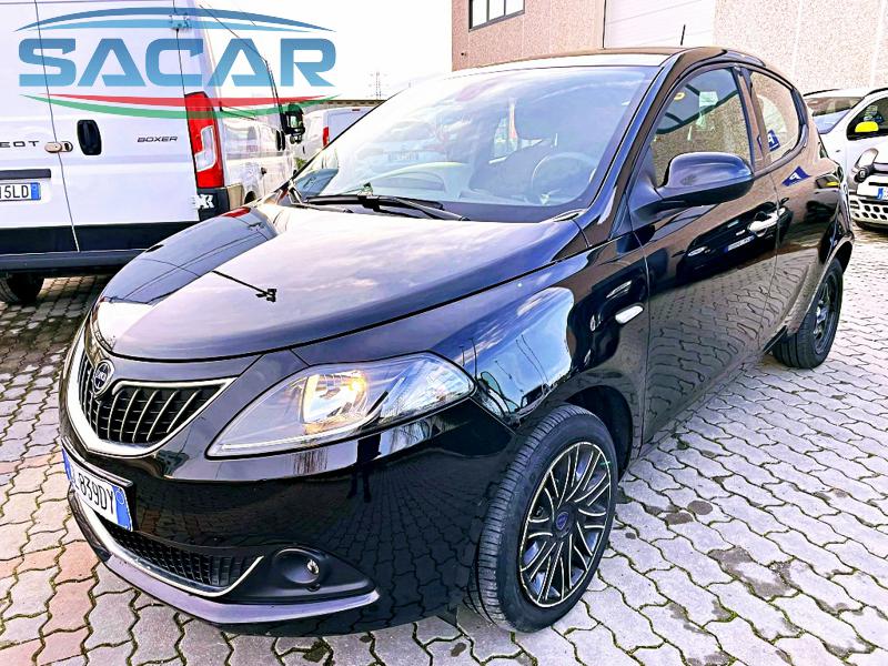 LANCIA YPSILON 1.0 5P S&S HYBRID GOLD