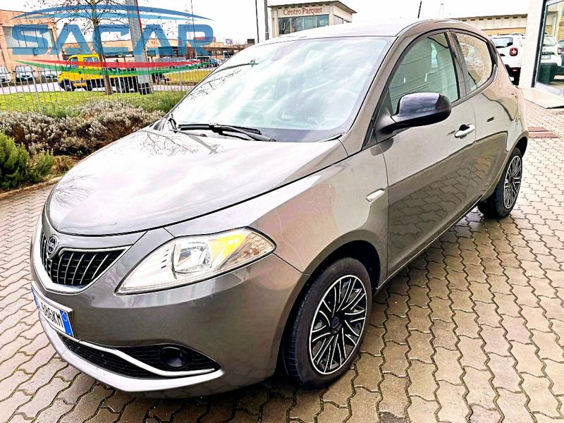 LANCIA YPSILON 1.0 70CV 5P S&S HYBRID