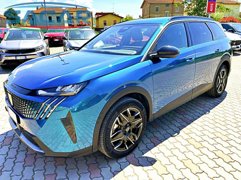 PEUGEOT 5008 HYBRID 145 E-DCS6 ALLURE