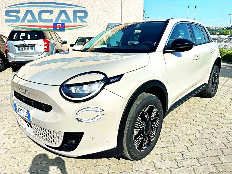 FIAT 600 HYBRID 145 CV DCT MHEV POP